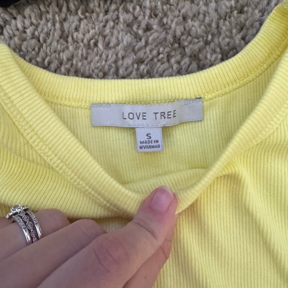 Set Bundle Lot Of Tank Tops Cropped Women’s Juniors Size Small Medium ￼ - Picture 5 of 8